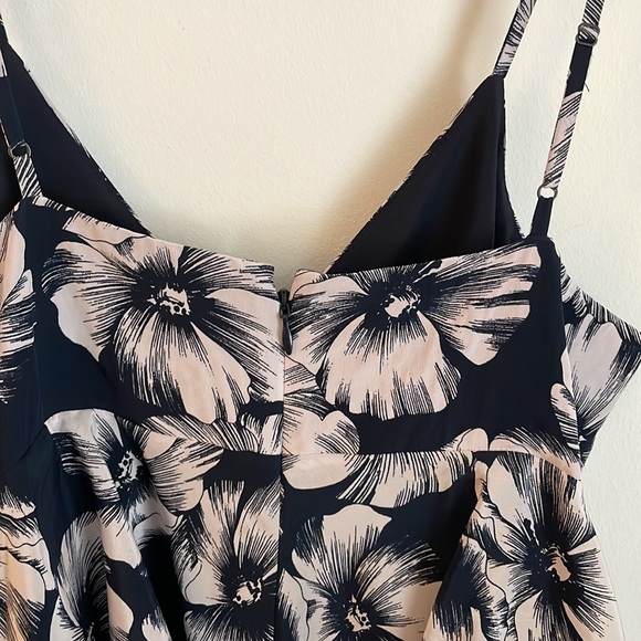 Beautiful Lovely Dress for J Crew - Picture 7 of 8